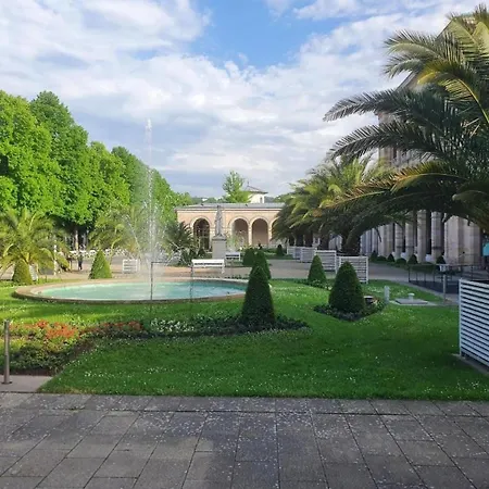 Park Bismarckstrasse-terrasse 아파트 *